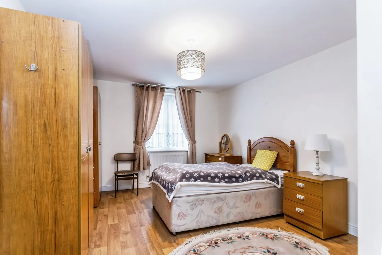Dene Court, 40 Stafford Road, Caterham, Surrey, CR3, photo 15