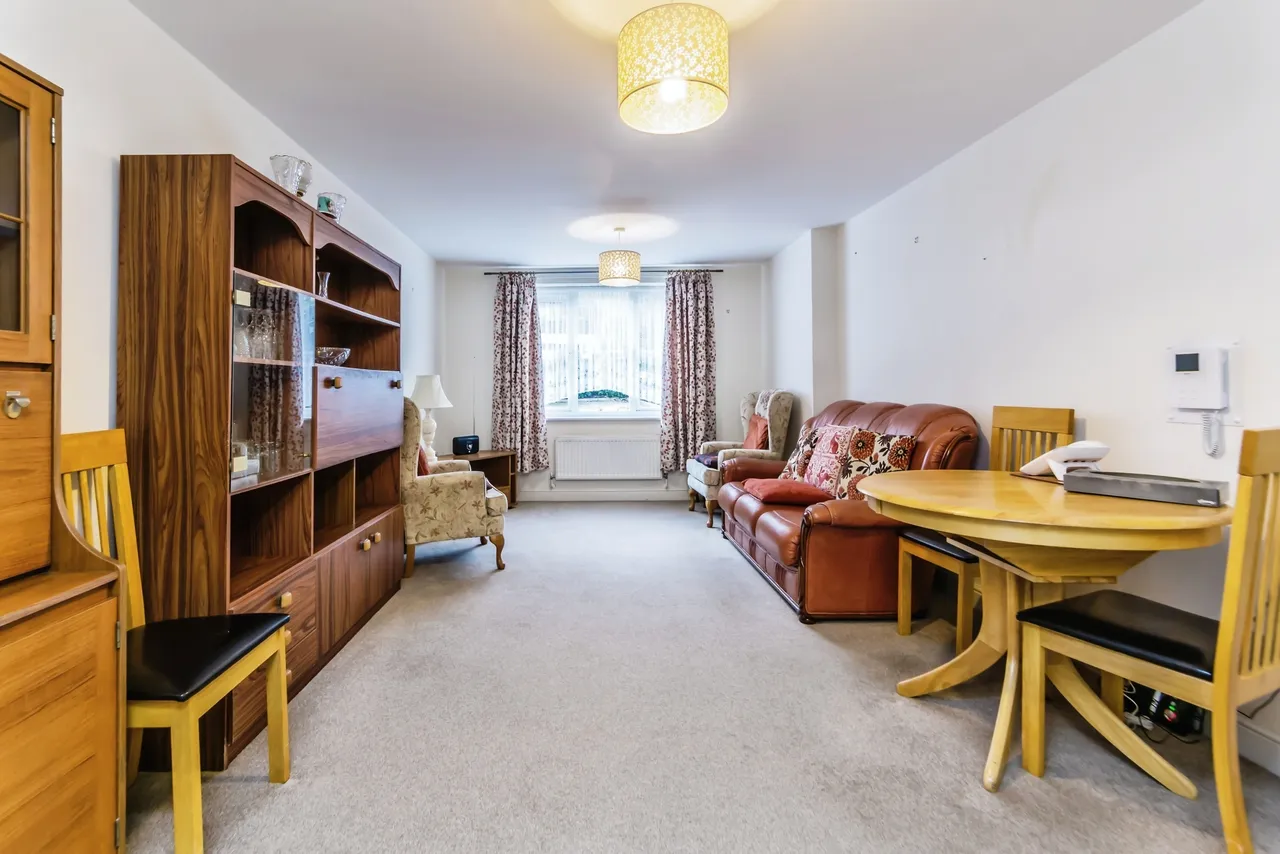 Dene Court, 40 Stafford Road, Caterham, Surrey, CR3, photo 11