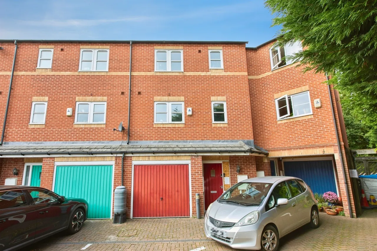 3 bed house for sale, Longford Street, Derby, DE22
