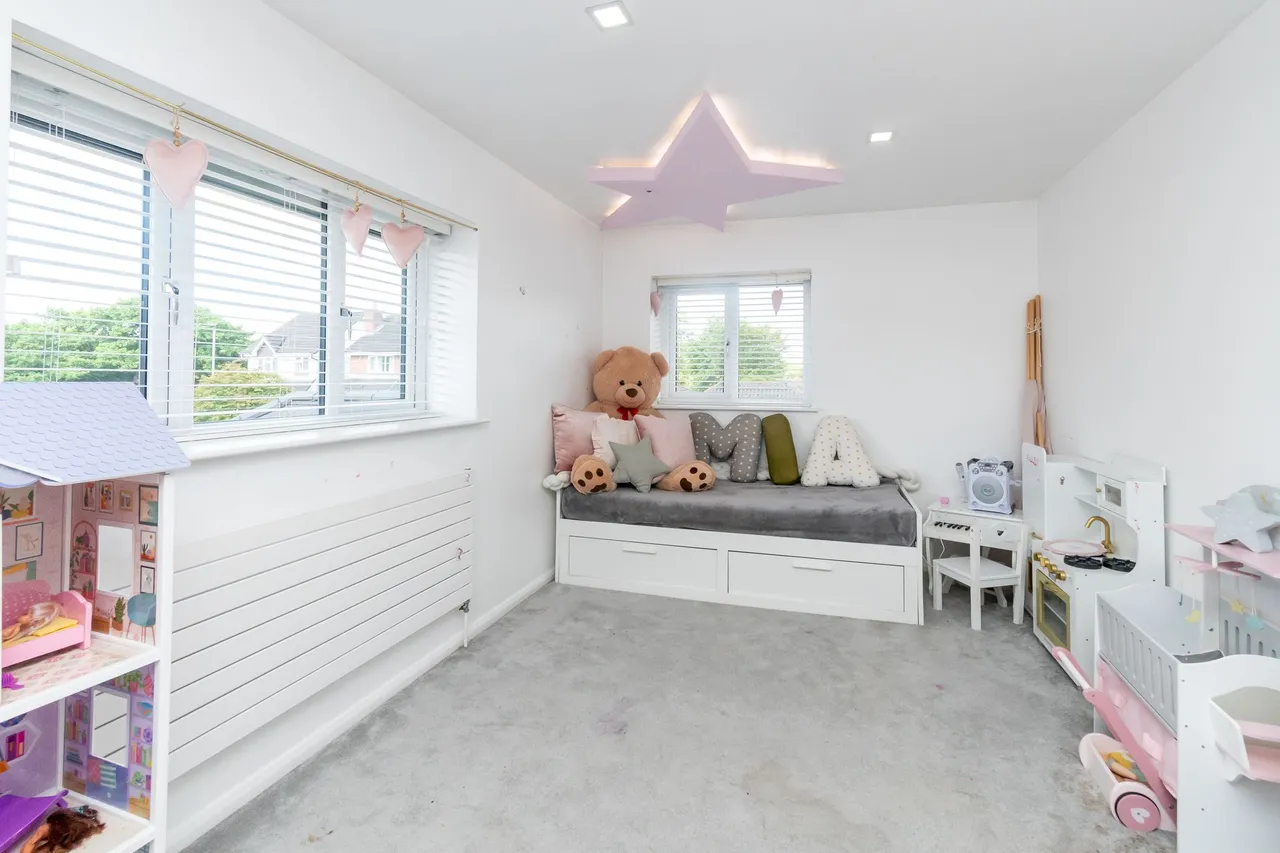 Nottingham Close, Woolston, Warrington, Warrington, WA1 4QY, photo 43