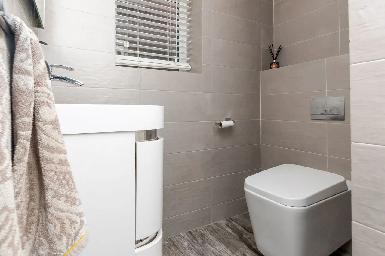 Nottingham Close, Woolston, Warrington, Warrington, WA1 4QY, photo 28
