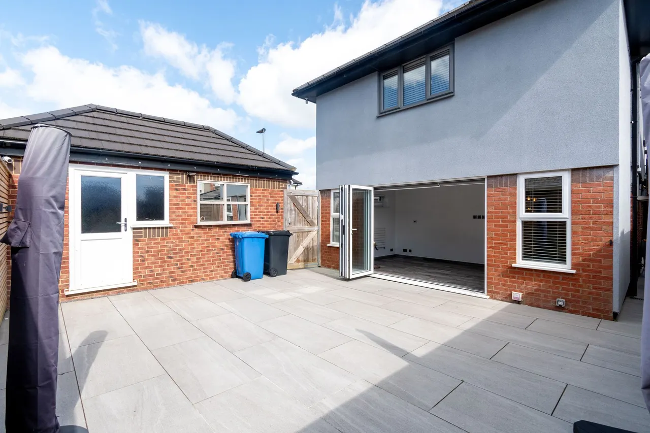 Nottingham Close, Woolston, Warrington, Warrington, WA1 4QY, photo 47