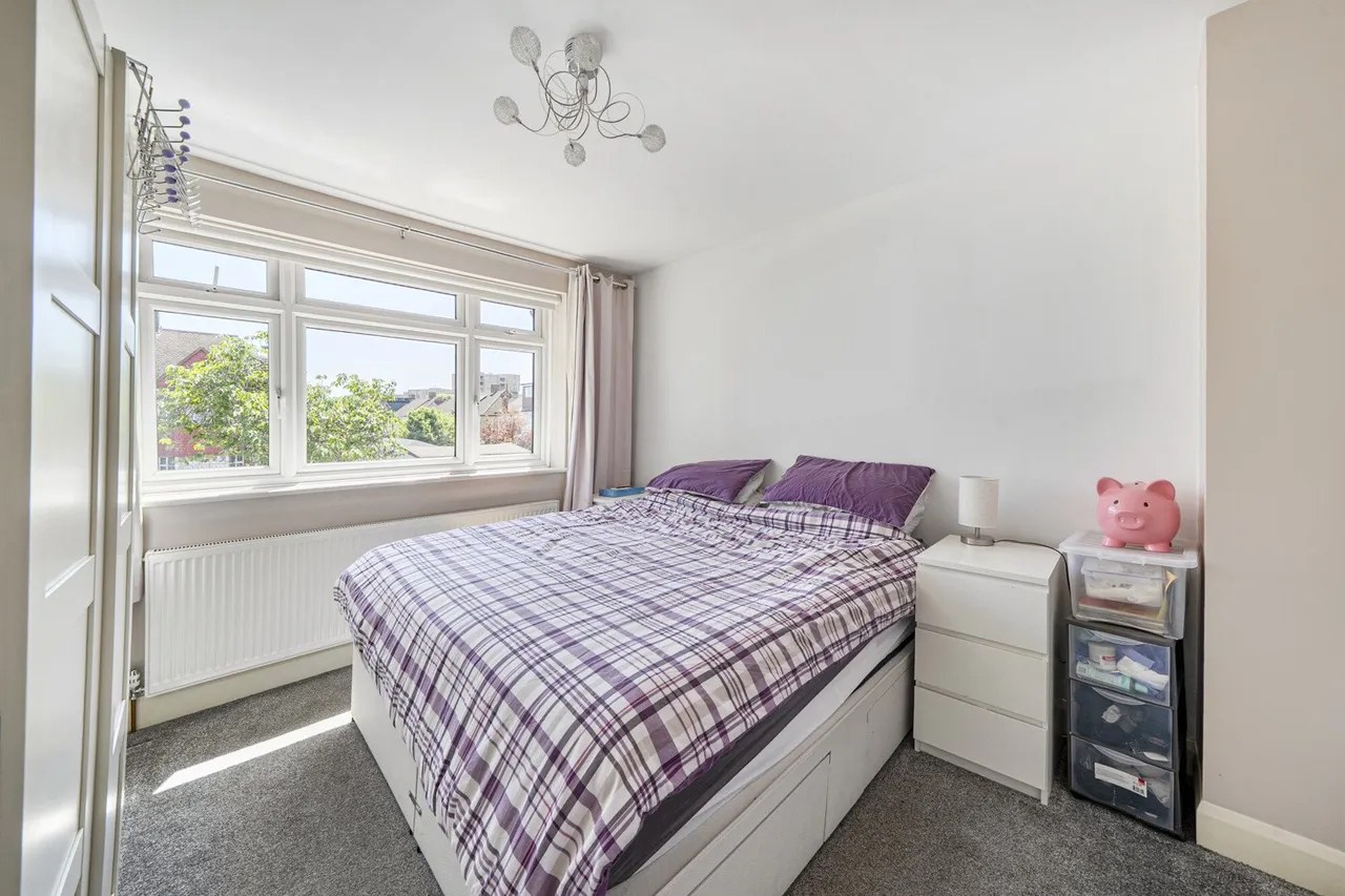 Carstairs Road, SE6, photo 5