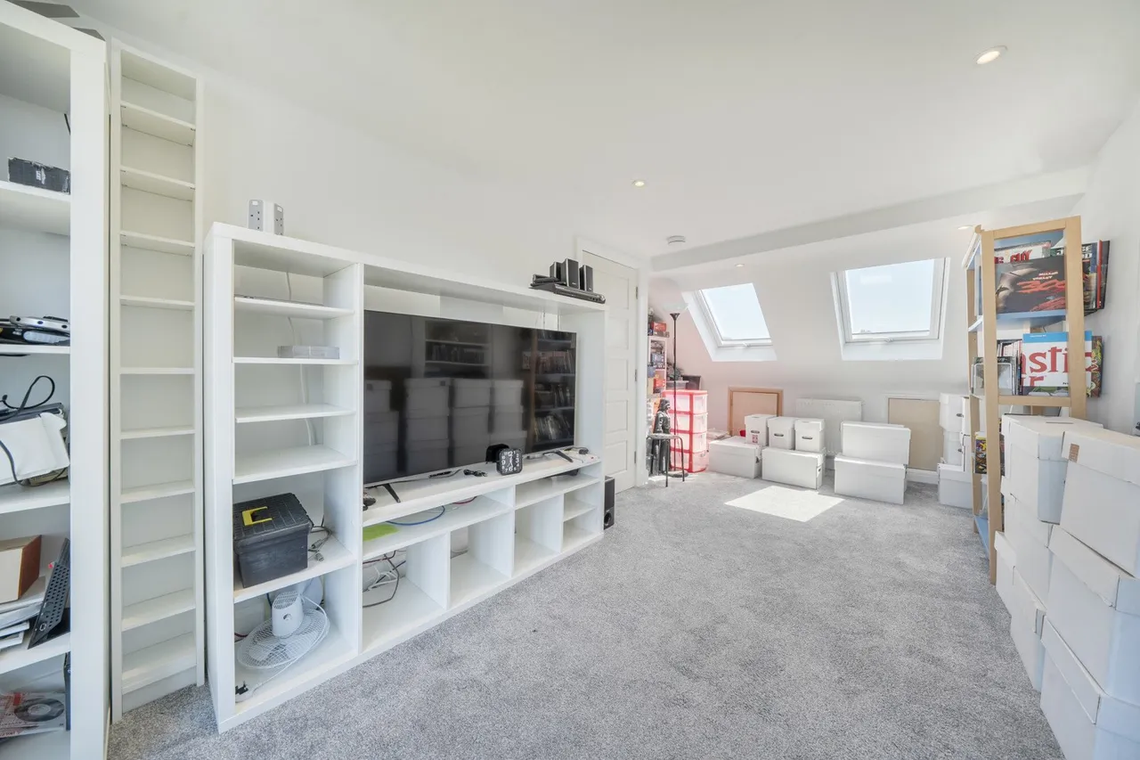 Carstairs Road, SE6, photo 7