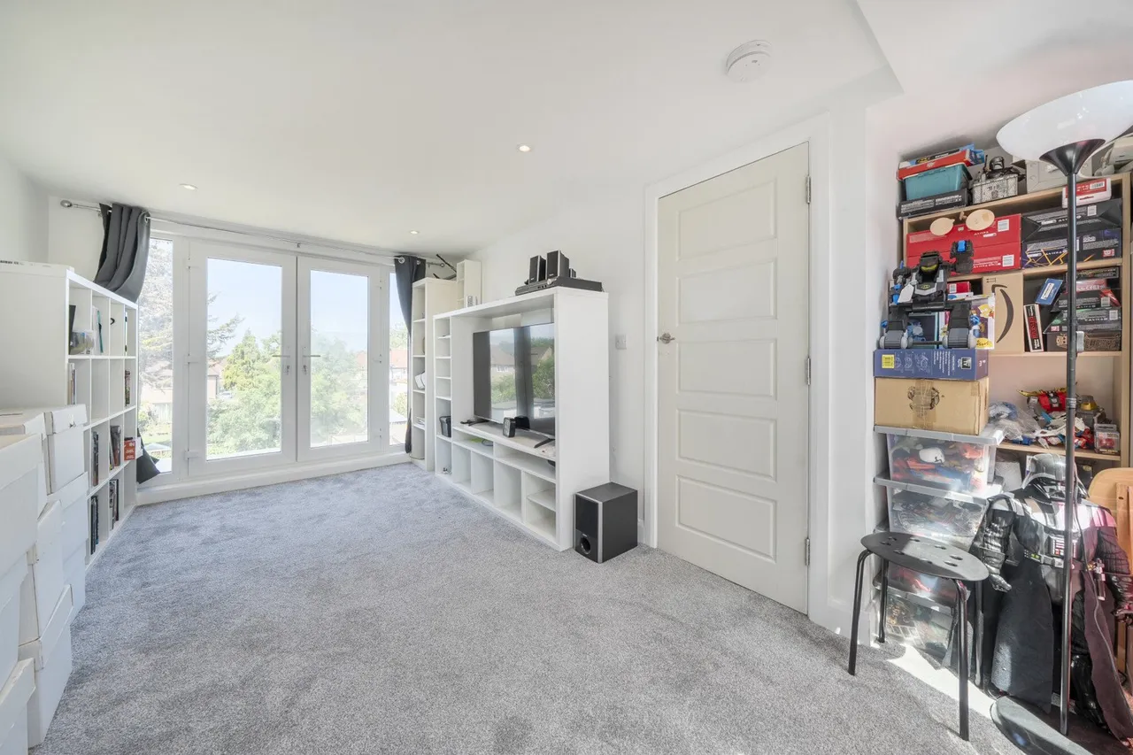 Carstairs Road, SE6, photo 8