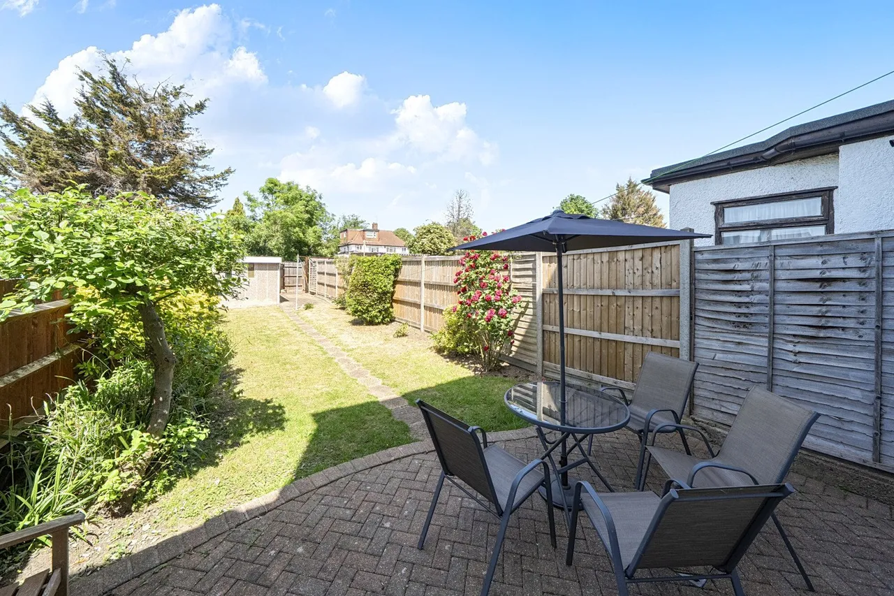 Carstairs Road, SE6, photo 14