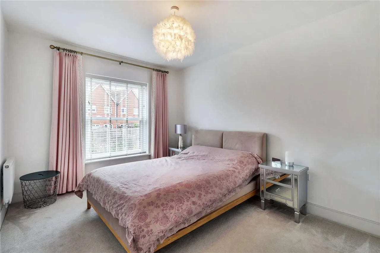 Hockbury Crescent, Tunbridge Wells, Kent, TN2 5GN, photo 11