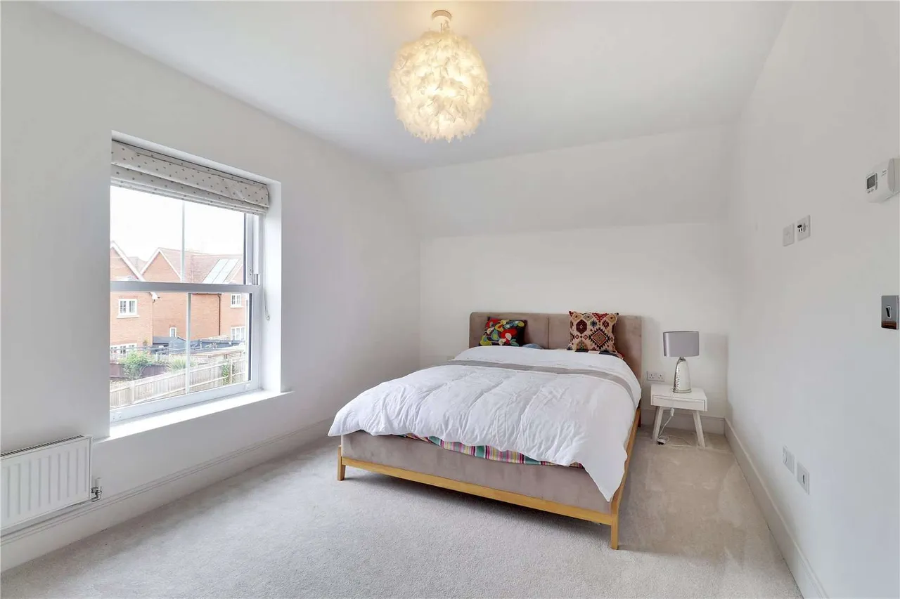 Hockbury Crescent, Tunbridge Wells, Kent, TN2 5GN, photo 10