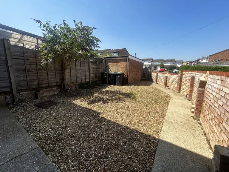 Downside Gardens, Potton, SG19, photo 10