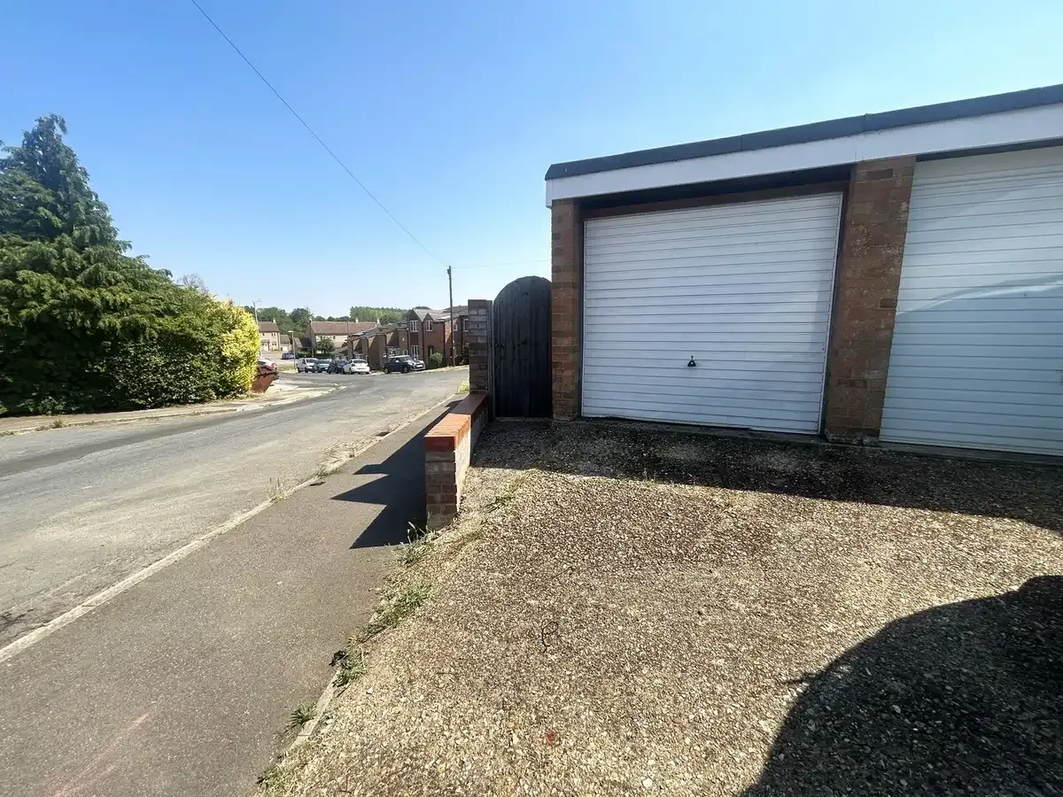 Downside Gardens, Potton, SG19, photo 11