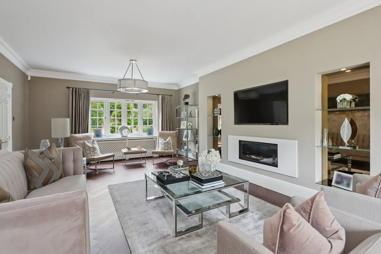 Percival Close, Leatherhead, Oxshott, photo 5