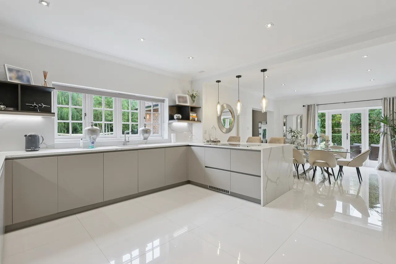 Percival Close, Leatherhead, Oxshott, photo 7