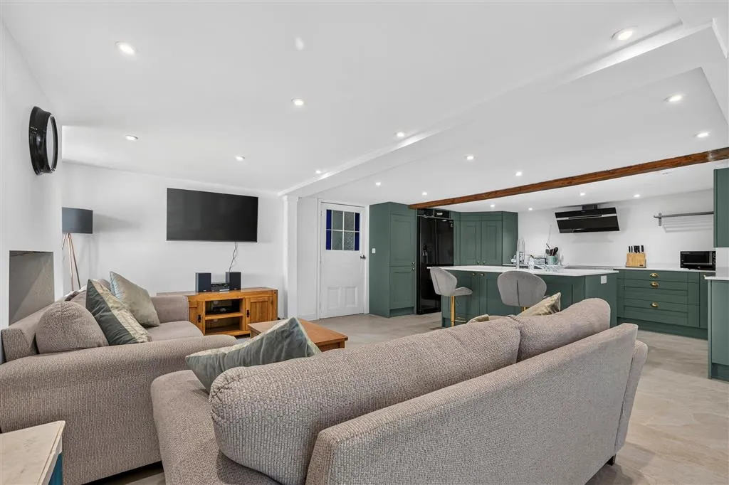 Thorpe Road, Peterborough, PE3, photo 9