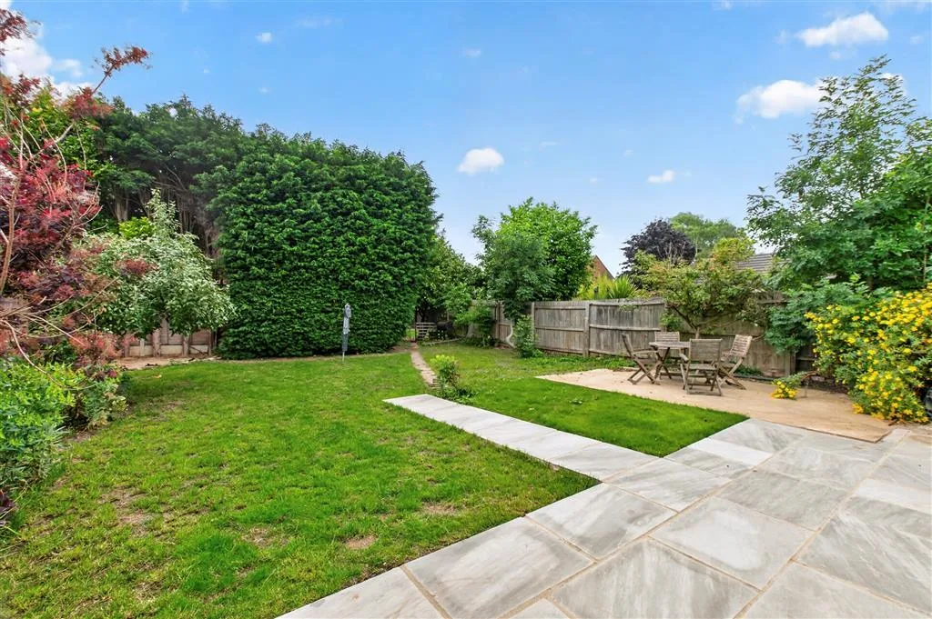 Thorpe Road, Peterborough, PE3, photo 5