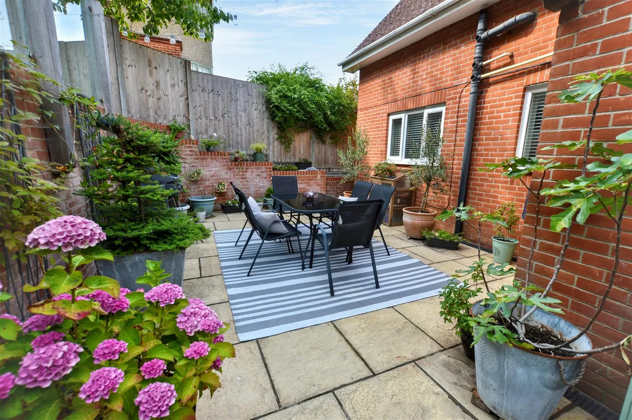 Hooks Hill Road, Sheringham, NR26, photo 23