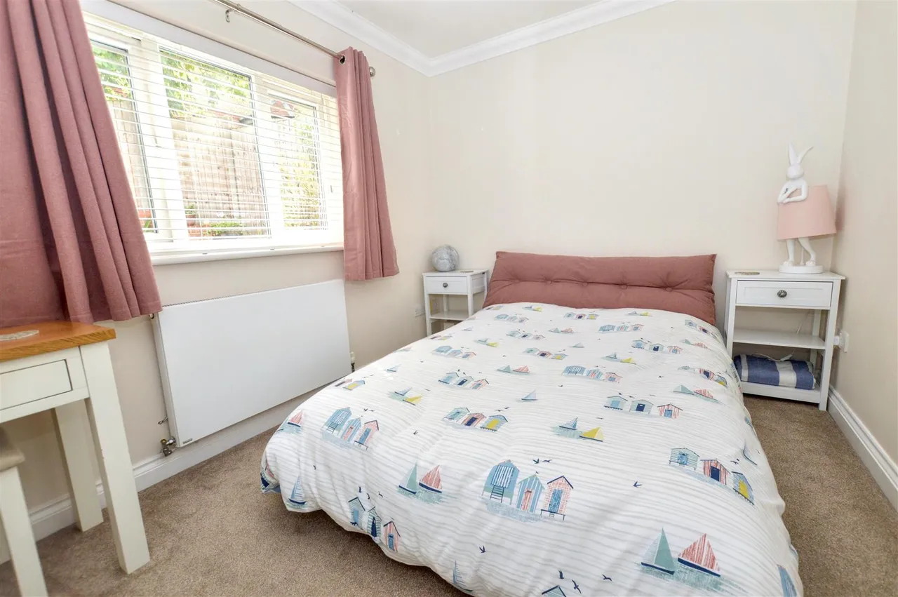 Hooks Hill Road, Sheringham, NR26, photo 13