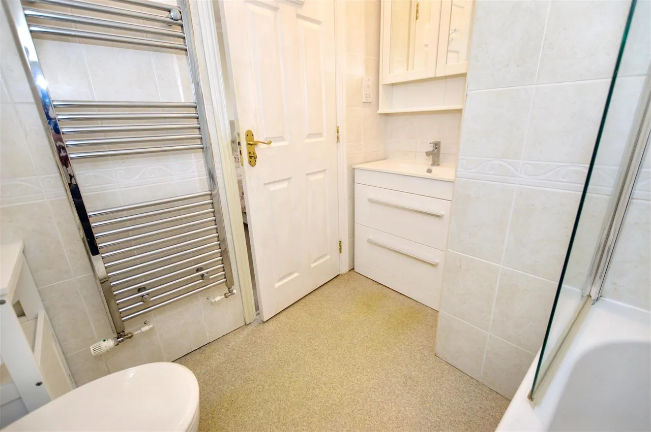 Hooks Hill Road, Sheringham, NR26, photo 12