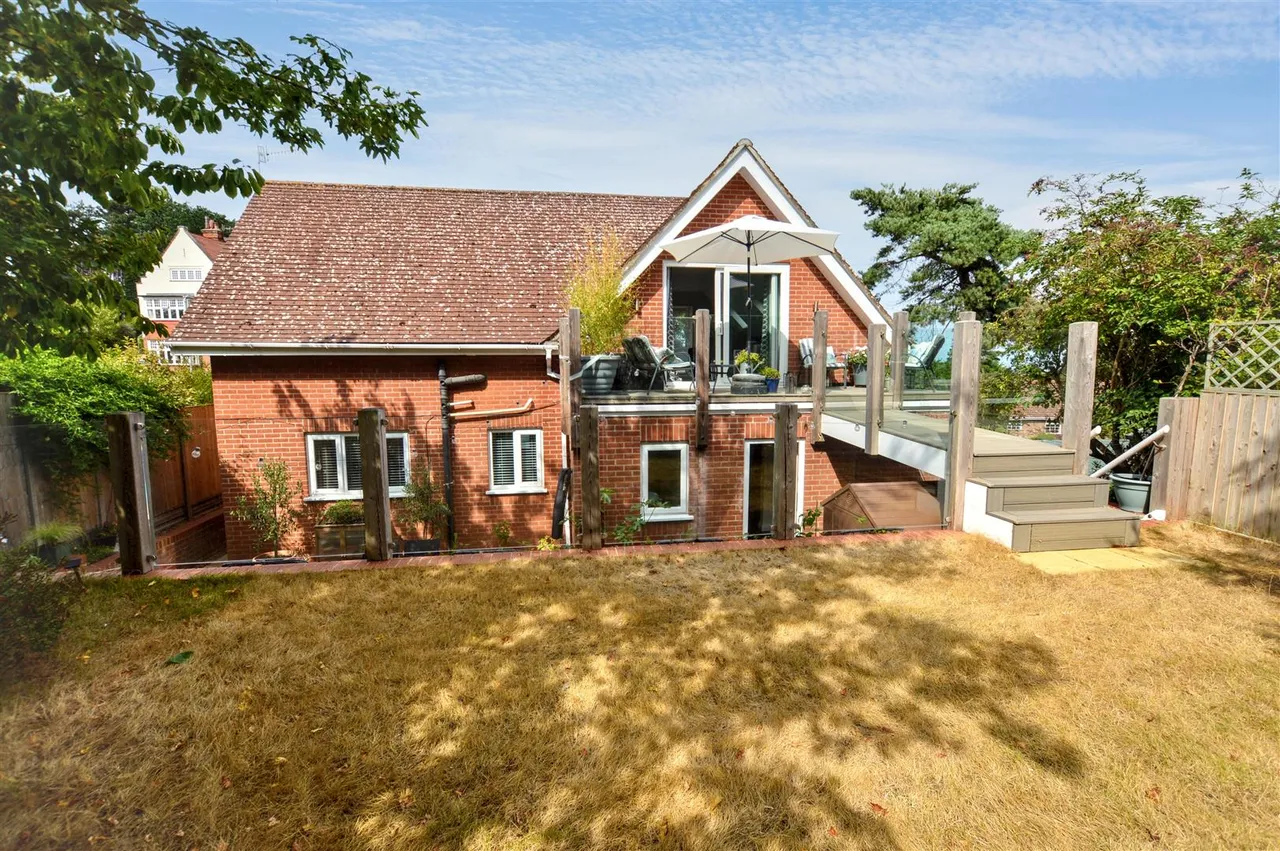 Hooks Hill Road, Sheringham, NR26, photo 2