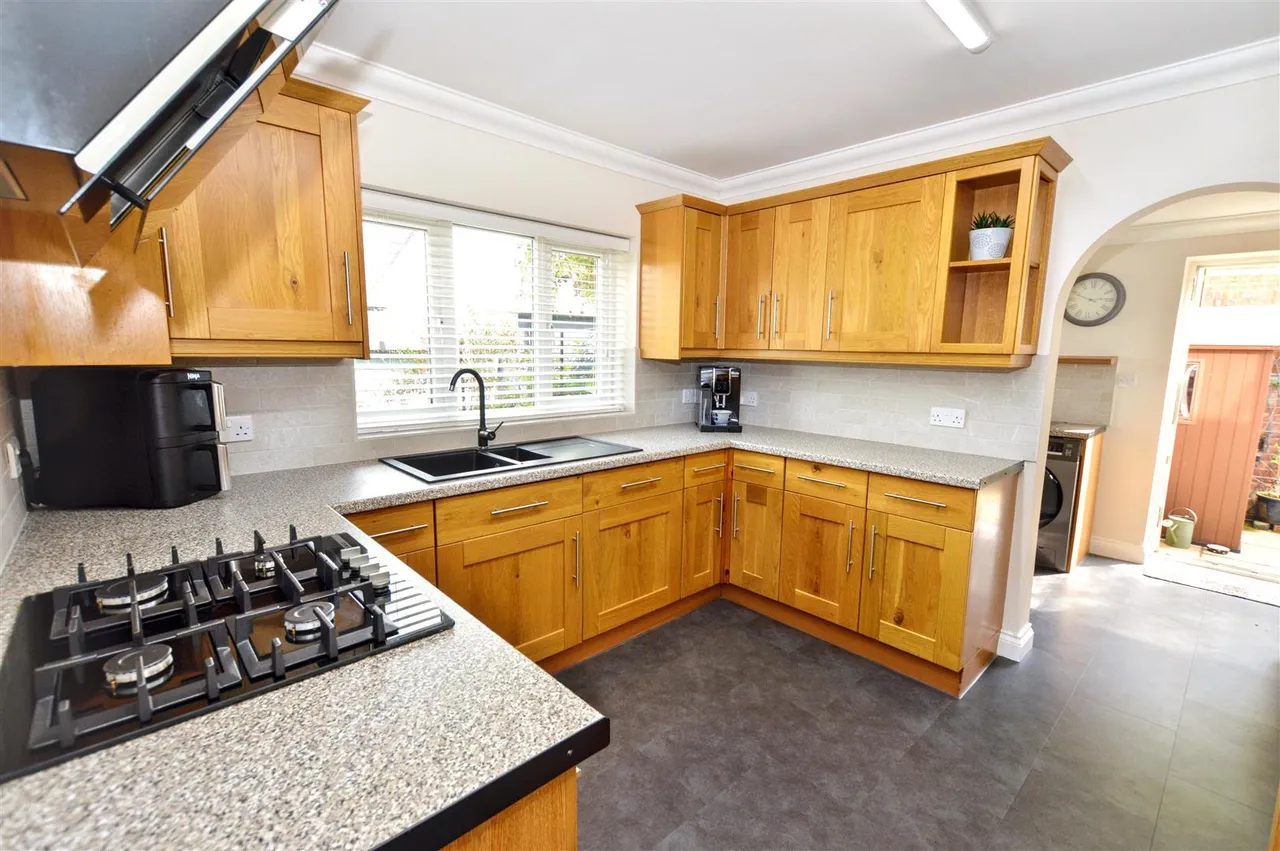 Hooks Hill Road, Sheringham, NR26, photo 18