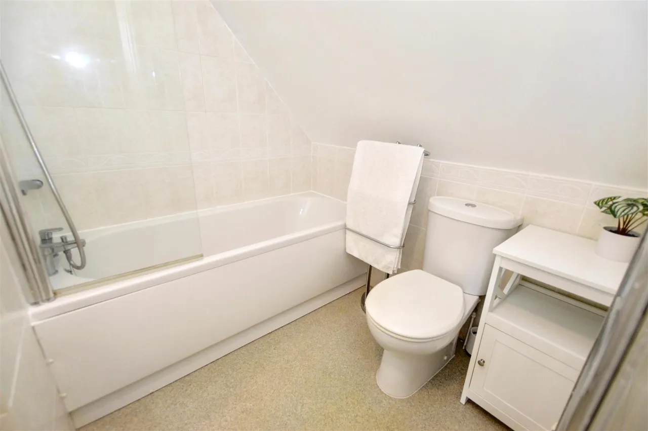 Hooks Hill Road, Sheringham, NR26, photo 11