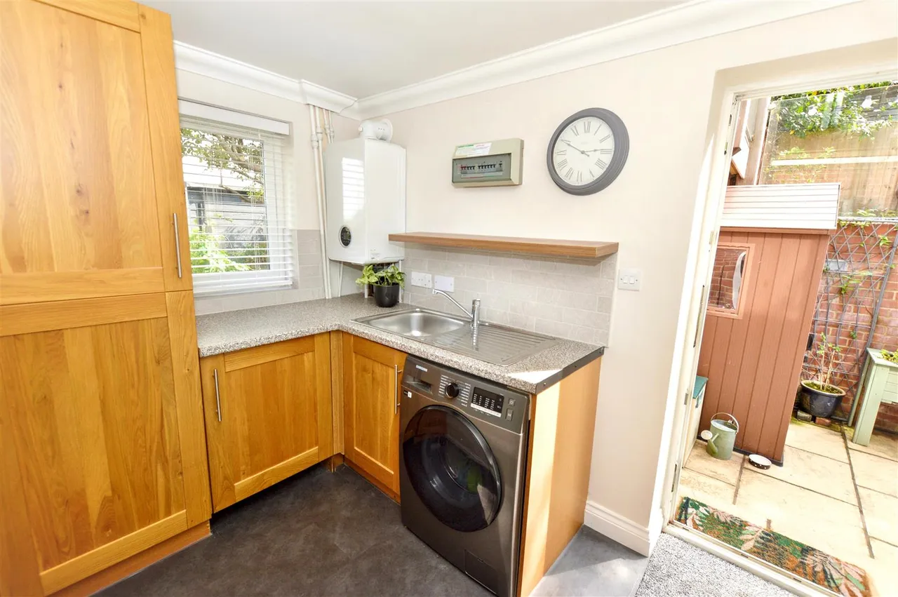 Hooks Hill Road, Sheringham, NR26, photo 21