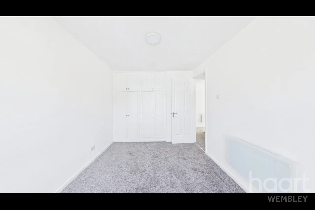 Campbell Gordon Way, London, NW2, photo 19
