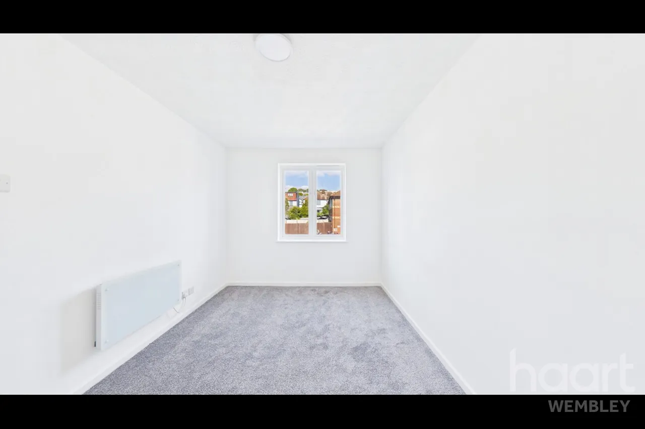 Campbell Gordon Way, London, NW2, photo 18