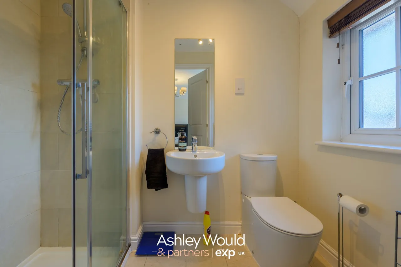Bill Thomas Way, Rowley Regis, B65, photo 15