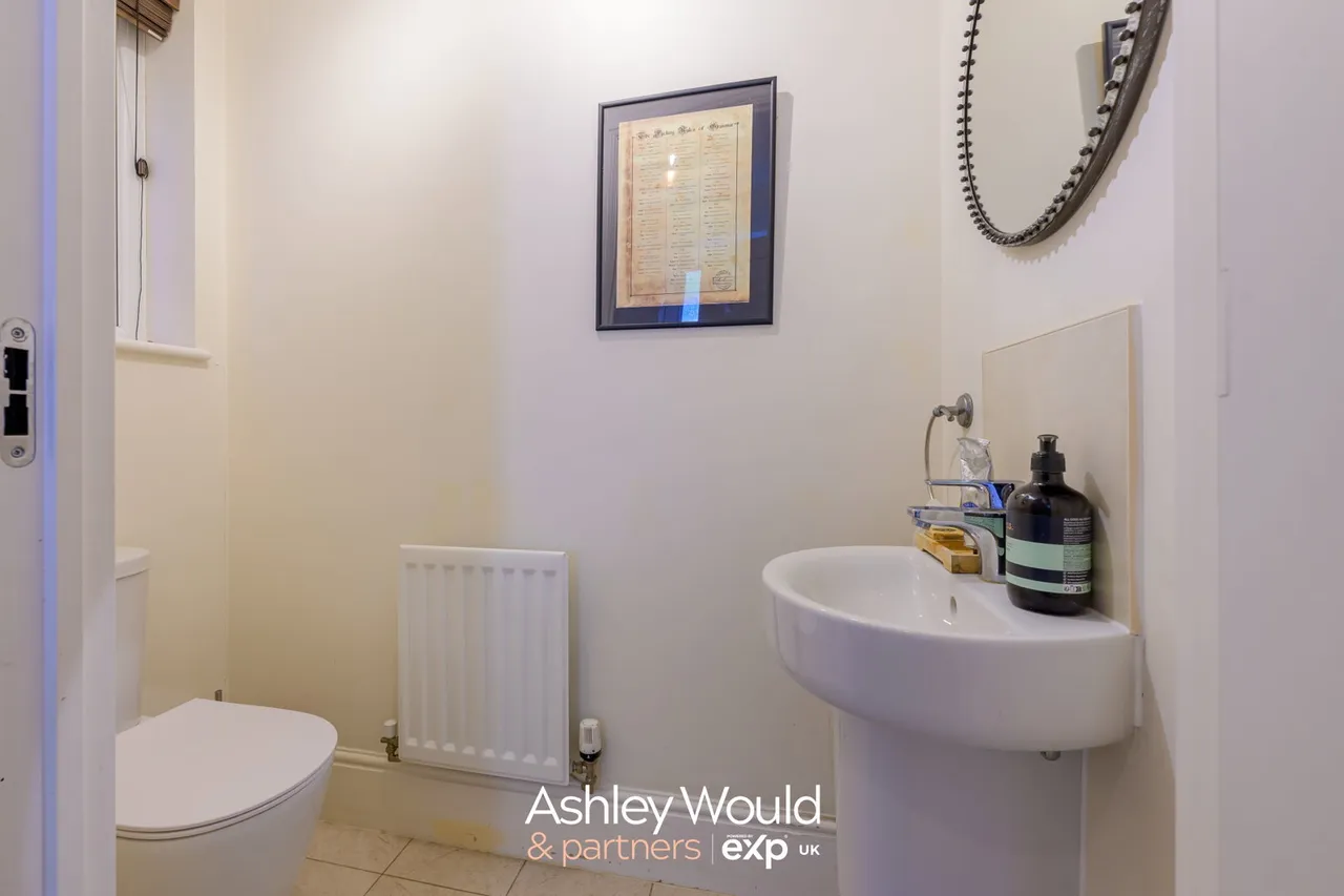 Bill Thomas Way, Rowley Regis, B65, photo 10