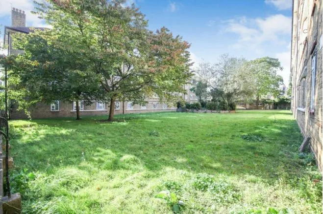 Fulham Palace Road, London, SW6, photo 24