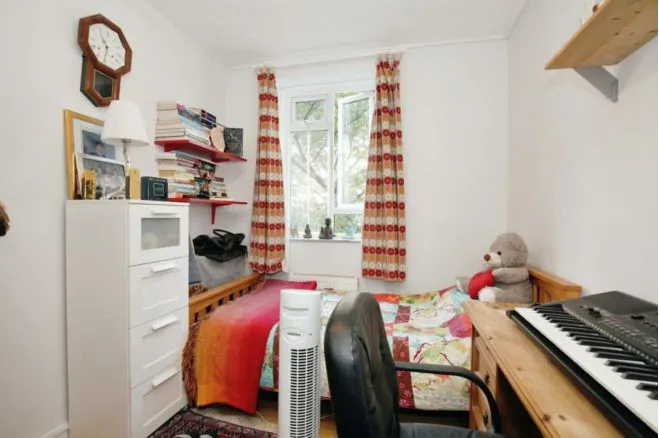 Fulham Palace Road, London, SW6, photo 14