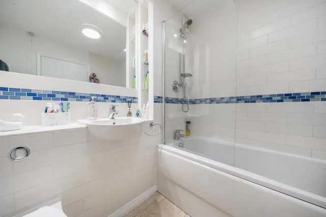 Birinus Close, High Wycombe, HP12, photo 9