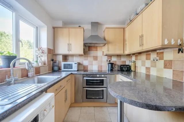 Birinus Close, High Wycombe, HP12, photo 8