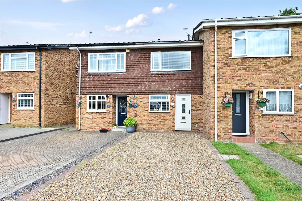 Aymer Drive, Staines, TW18, photo 10