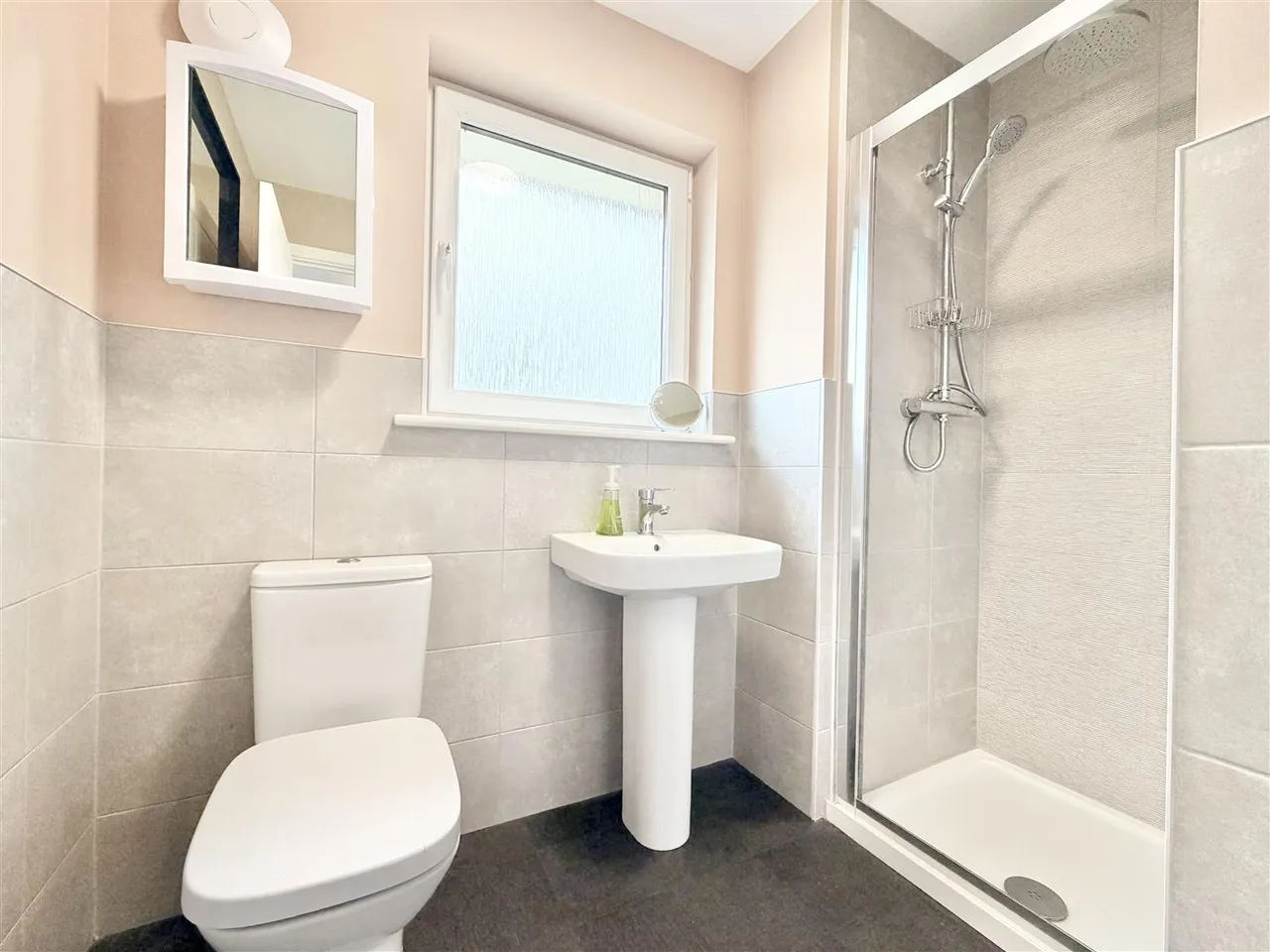 Rosehall Gardens, Uddingston, Glasgow, G71 7FR, photo 12