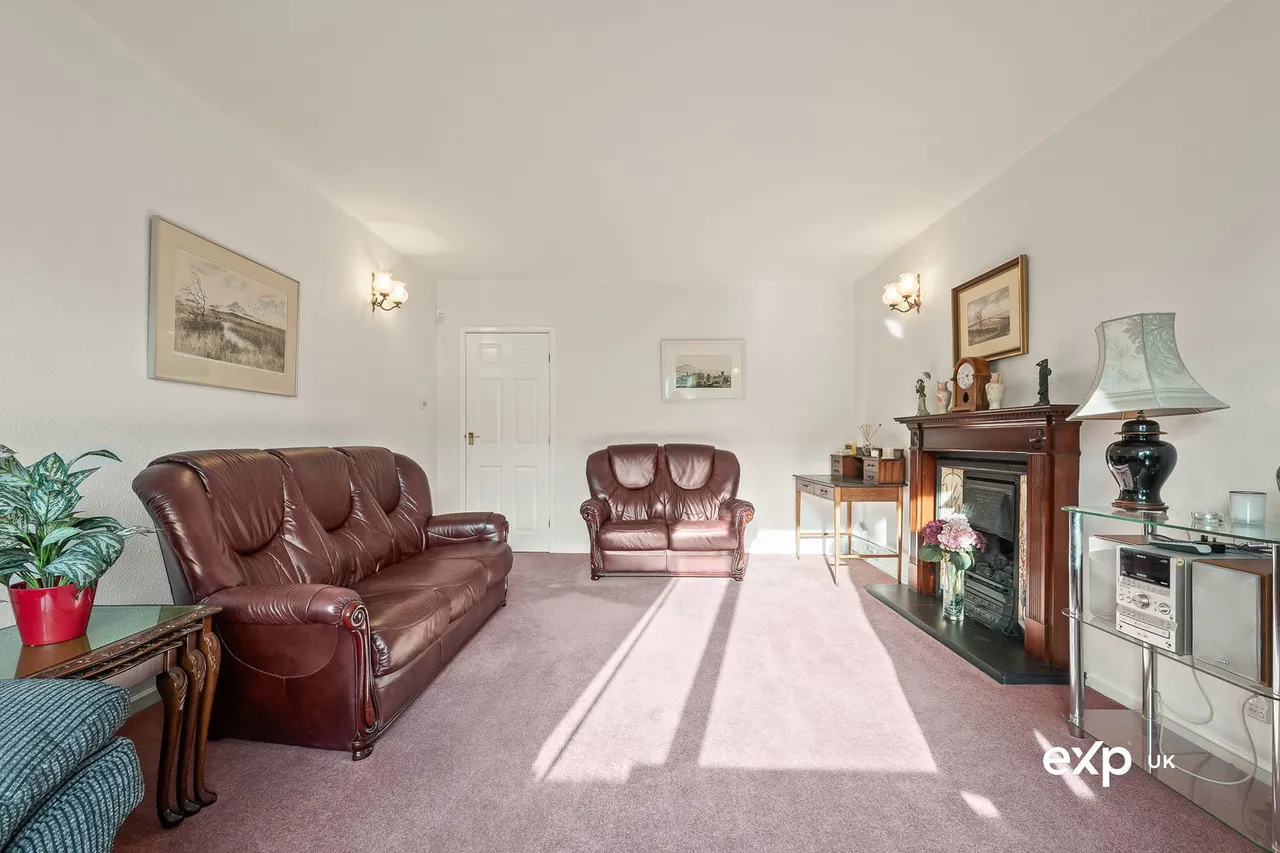 Summercourt Drive, Ravenshead, photo 7