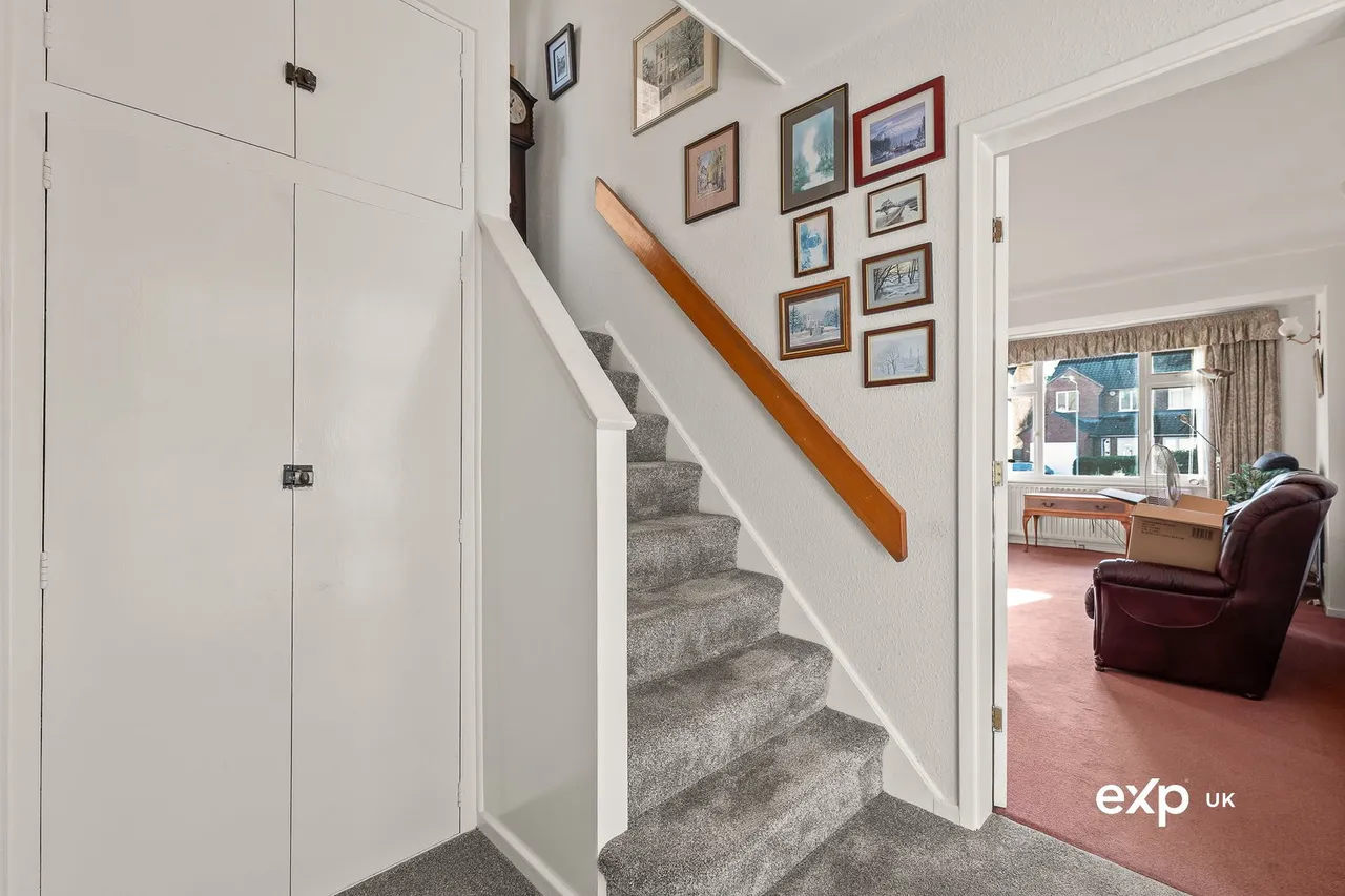 Summercourt Drive, Ravenshead, photo 5