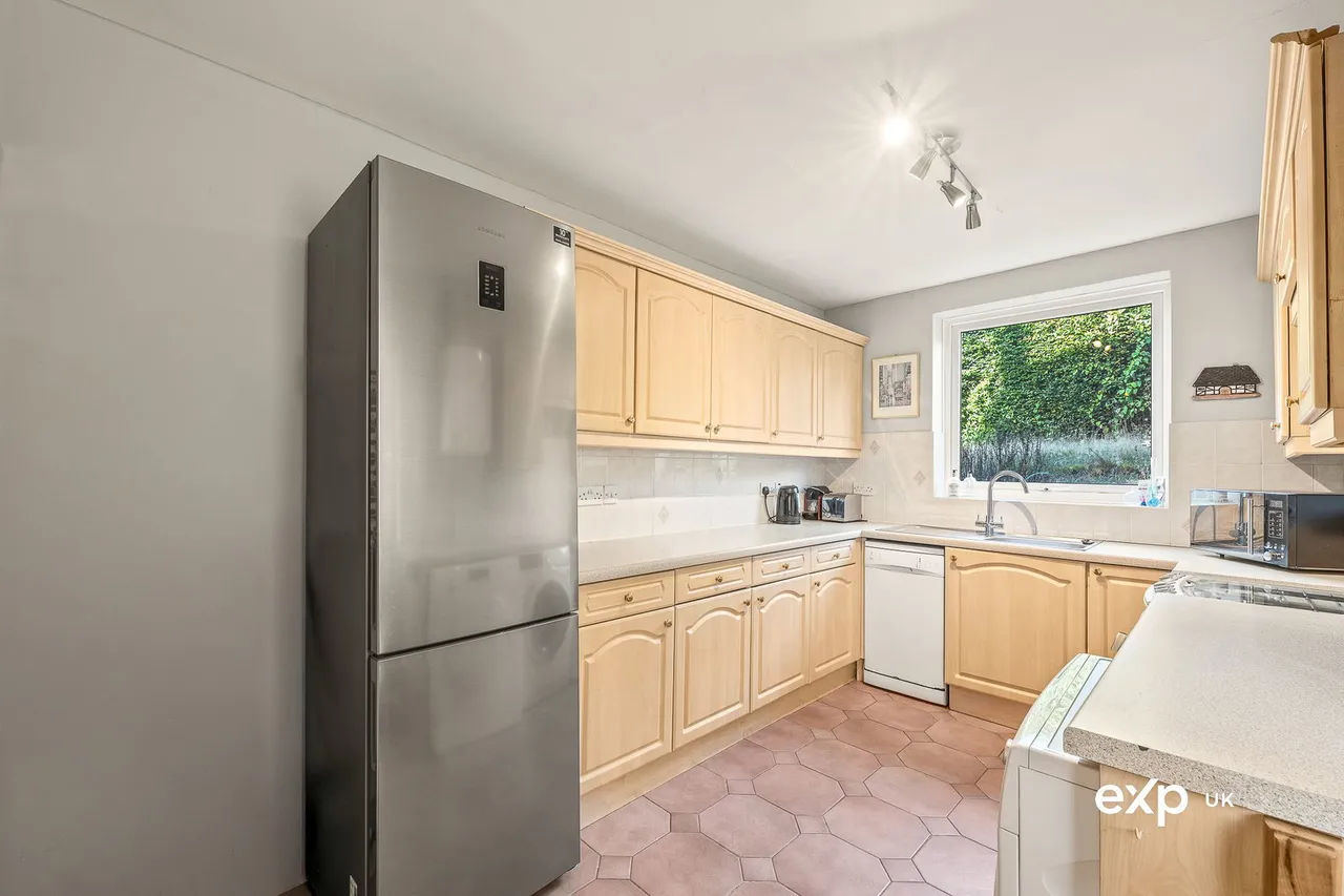 Summercourt Drive, Ravenshead, photo 12