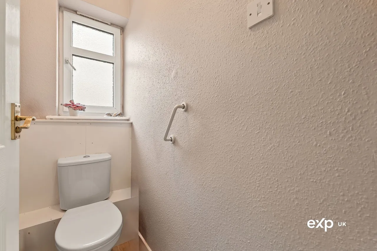 Summercourt Drive, Ravenshead, photo 21