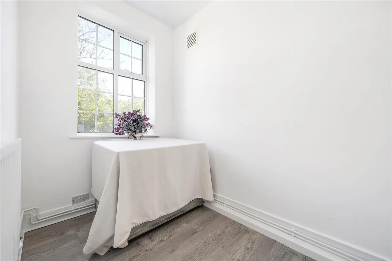 Elder Gardens, West Norwood, SE27, photo 9