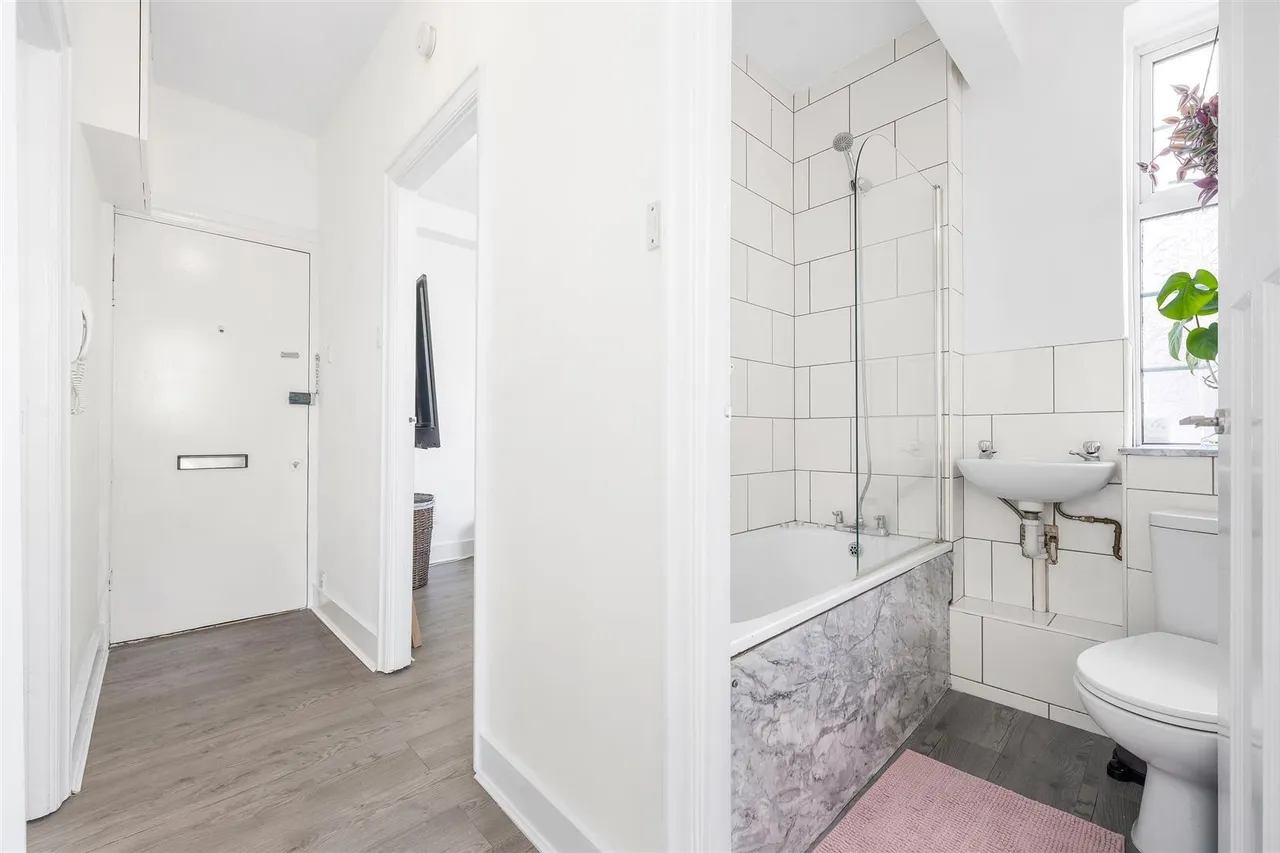 Elder Gardens, West Norwood, SE27, photo 7