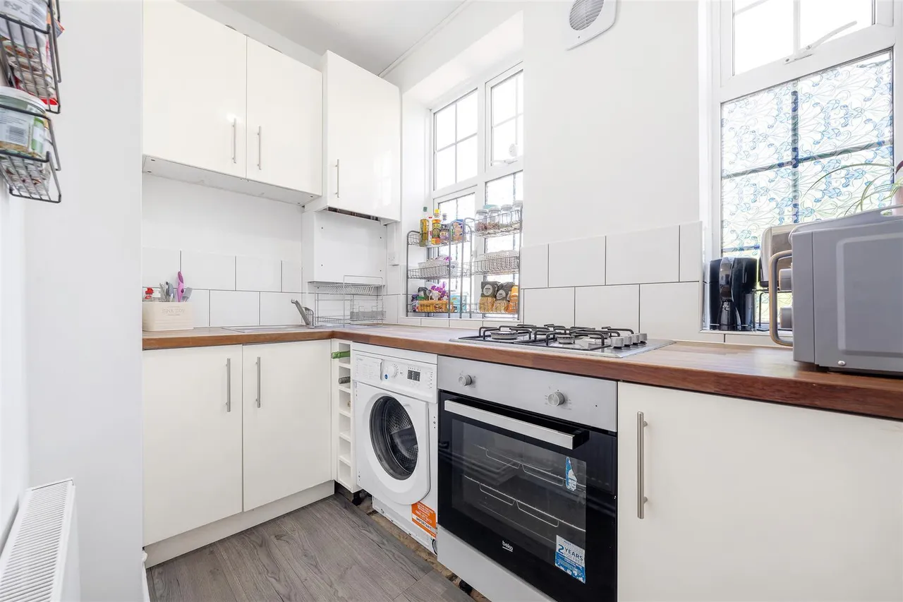 Elder Gardens, West Norwood, SE27, photo 4