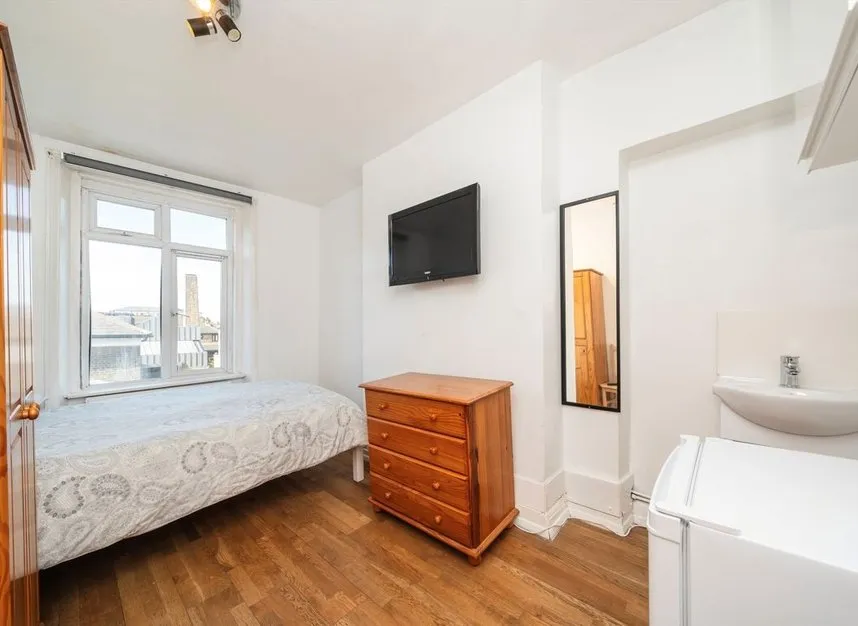 Adelaide Grove, Shepherds Bush, W12, photo 3
