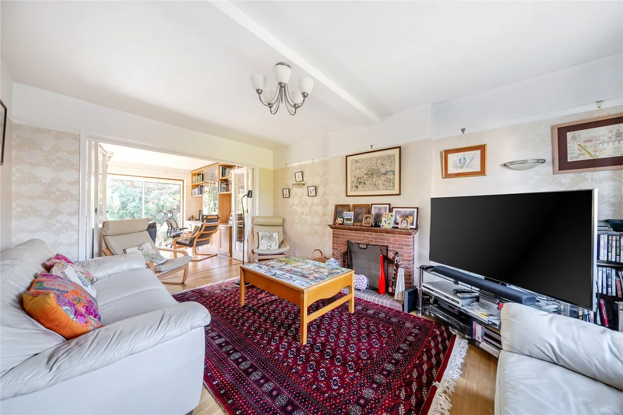 Knoll Rise, Orpington, BR6, photo 3