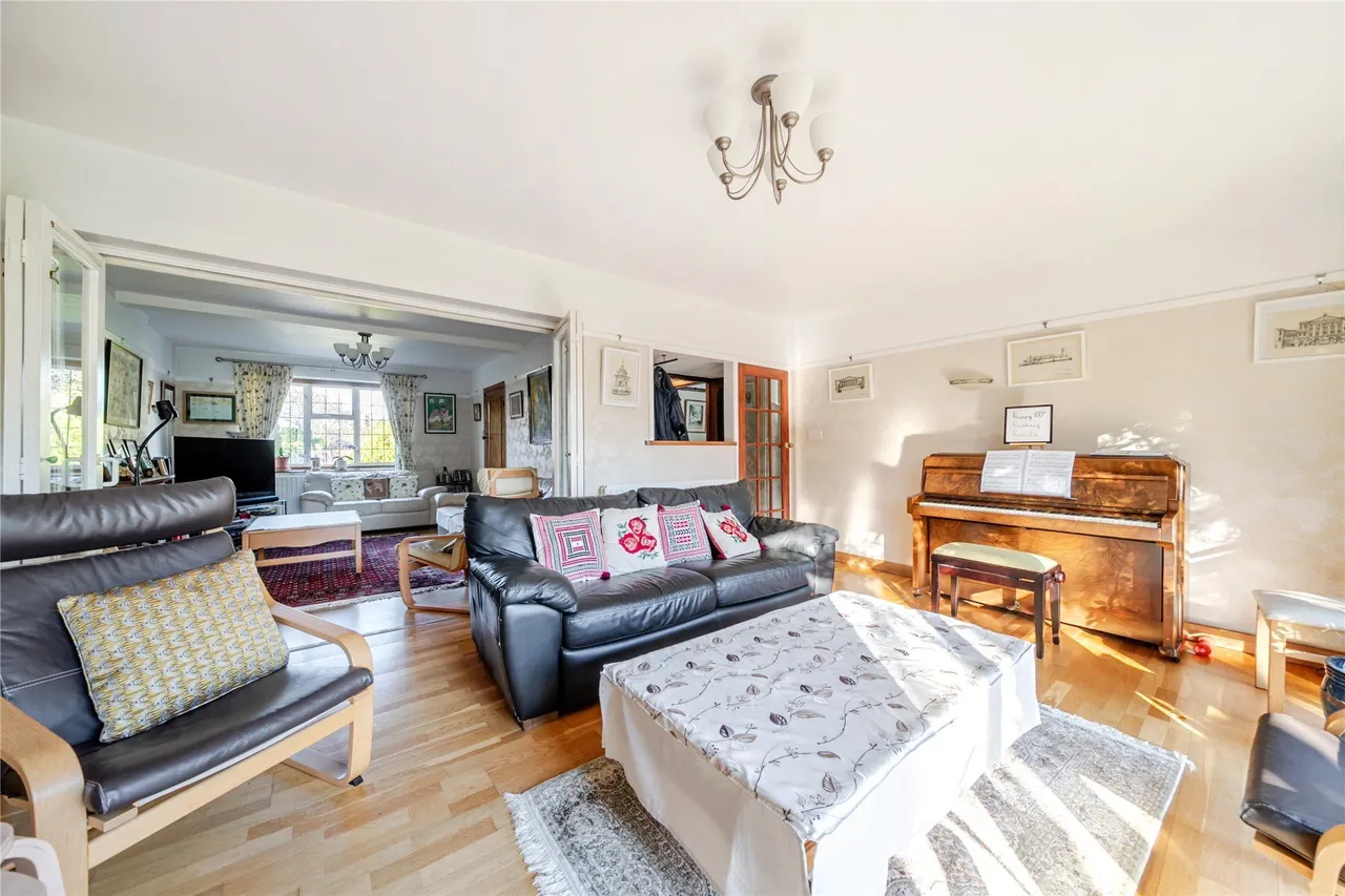 Knoll Rise, Orpington, BR6, photo 8