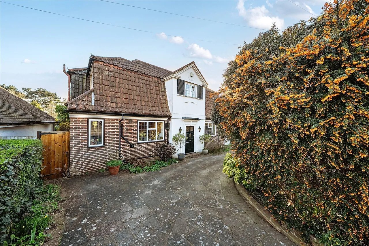 Knoll Rise, Orpington, BR6, photo 23