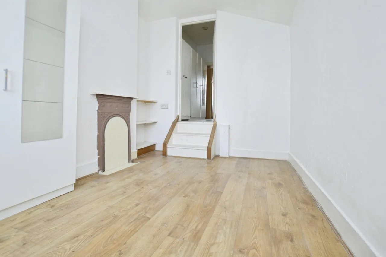 Clifton Road, Forest Gate, E7, photo 7