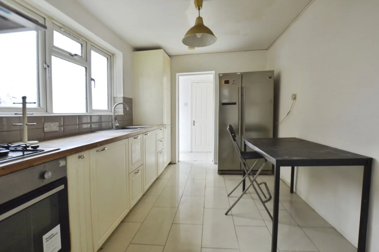 Clifton Road, Forest Gate, E7, photo 2