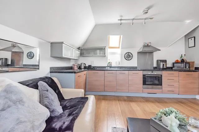 Freer Crescent, High Wycombe, HP13, photo 4