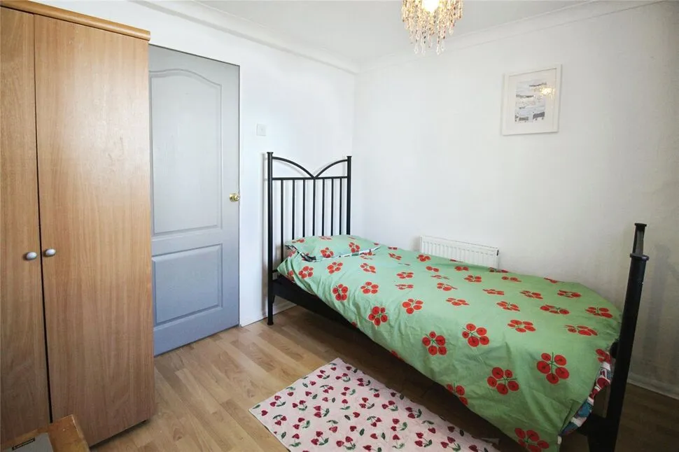Vauxhall Street, Plymouth, Devon, PL4, photo 6